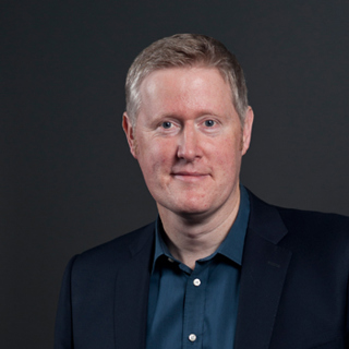Andrew Manning headshot