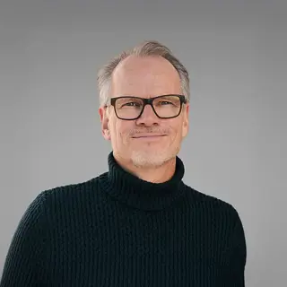 Dr. Bernhard Kaumanns headshot