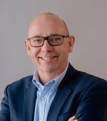 Andy Curlewis headshot