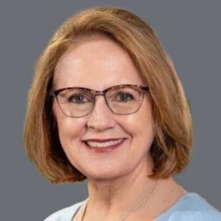 Tammy Saunaitis headshot